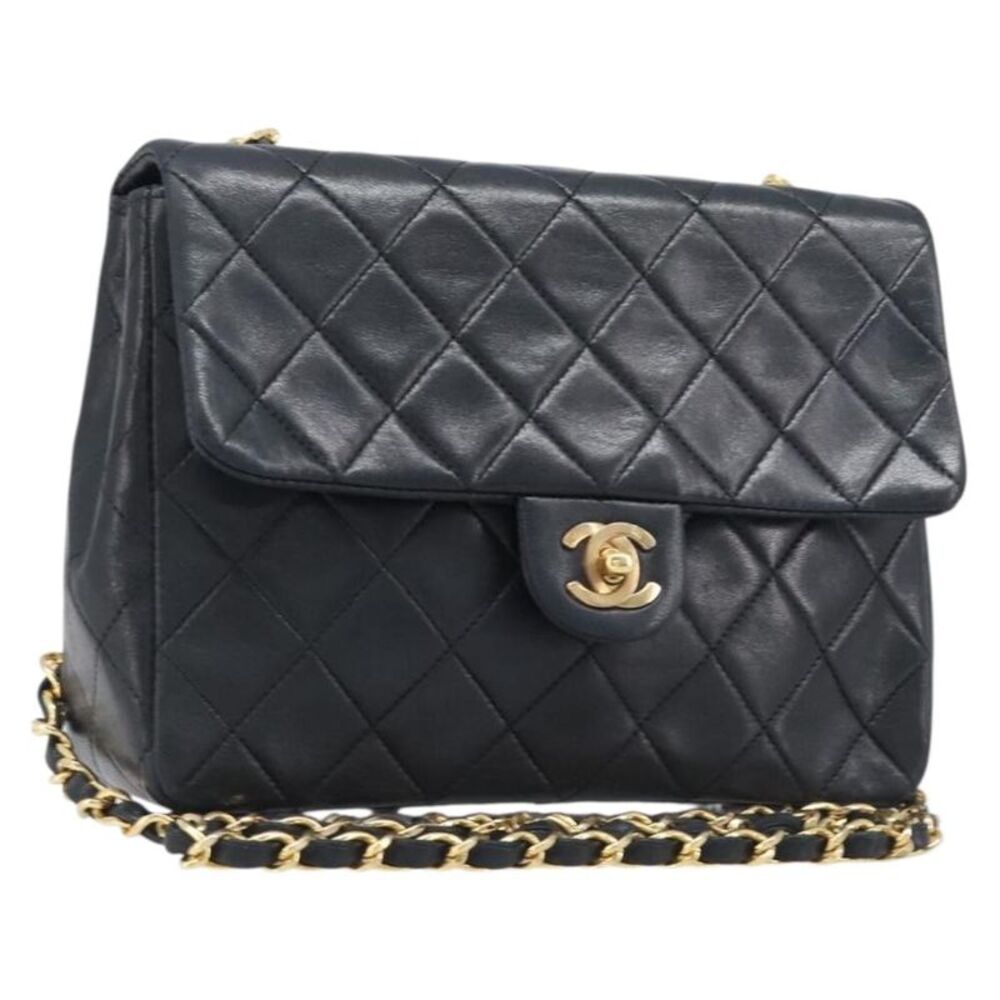 Chanel Vintage Cc Chain Flap Quilted Leather Black Leather Handbag